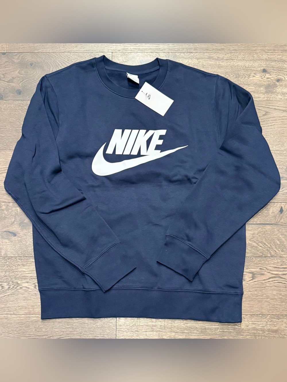Nike Club Fleece Crewneck Pullover Sweatshirt. NWT